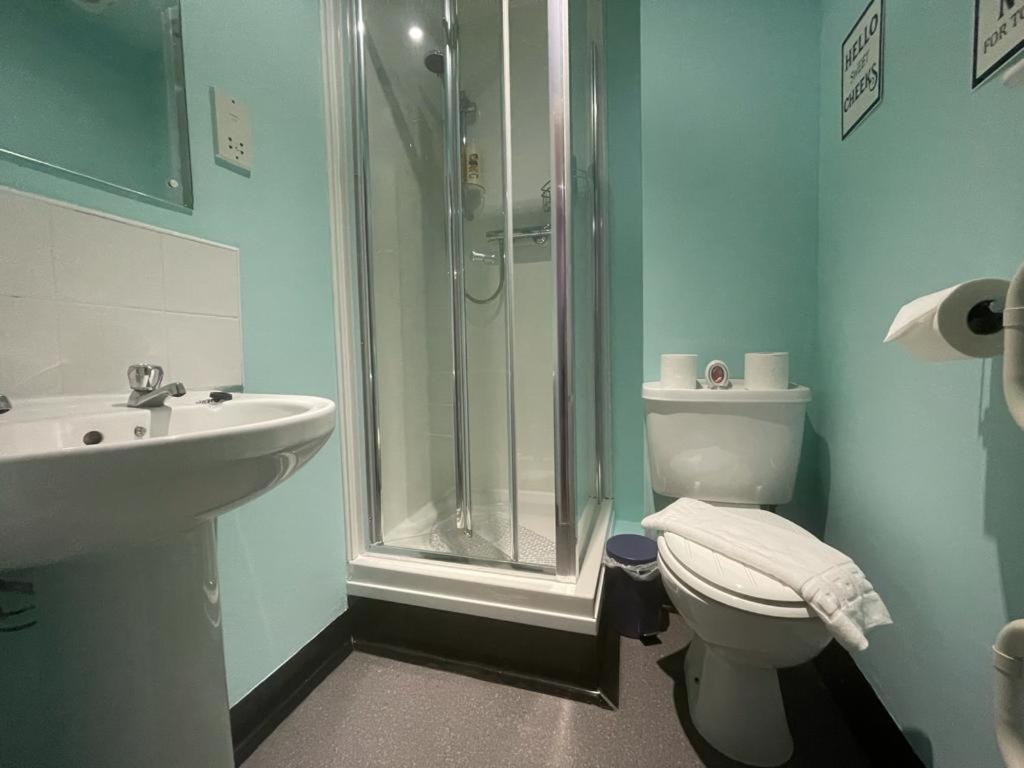 Neon 160 Hostel Swansea Luaran gambar