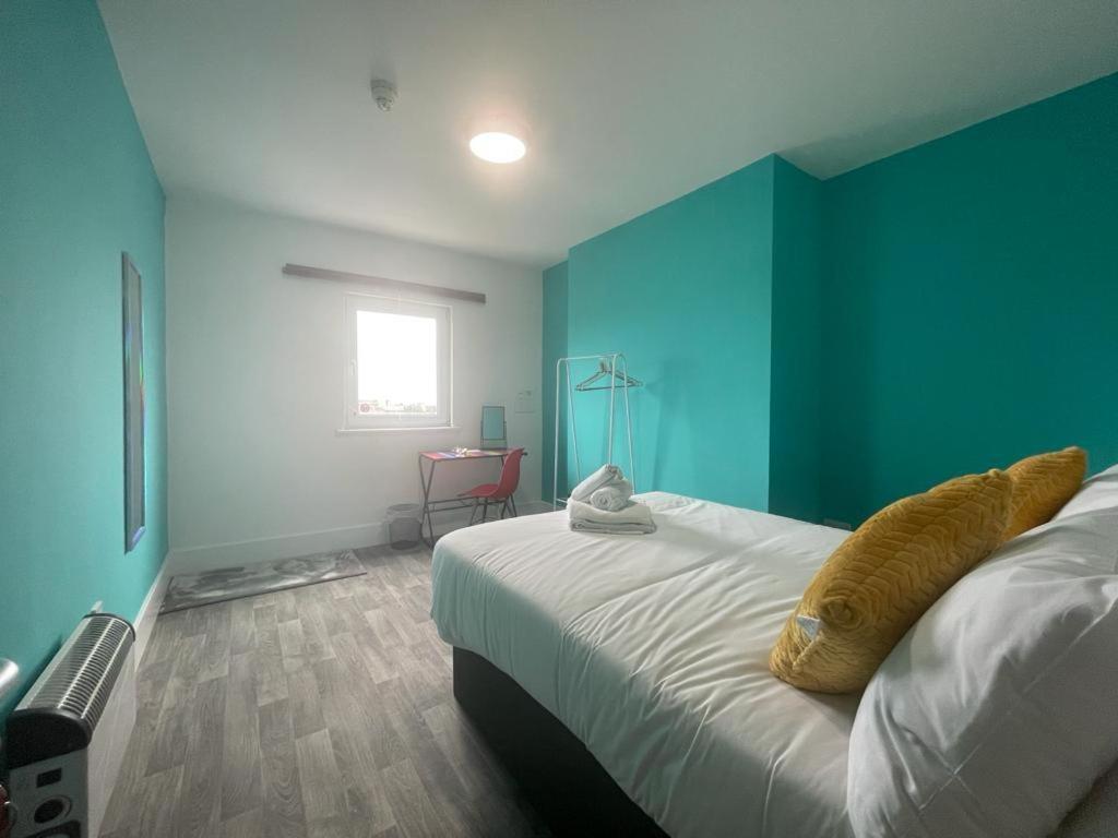 Neon 160 Hostel Swansea Luaran gambar
