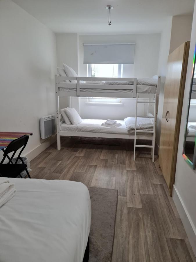 Neon 160 Hostel Swansea Luaran gambar