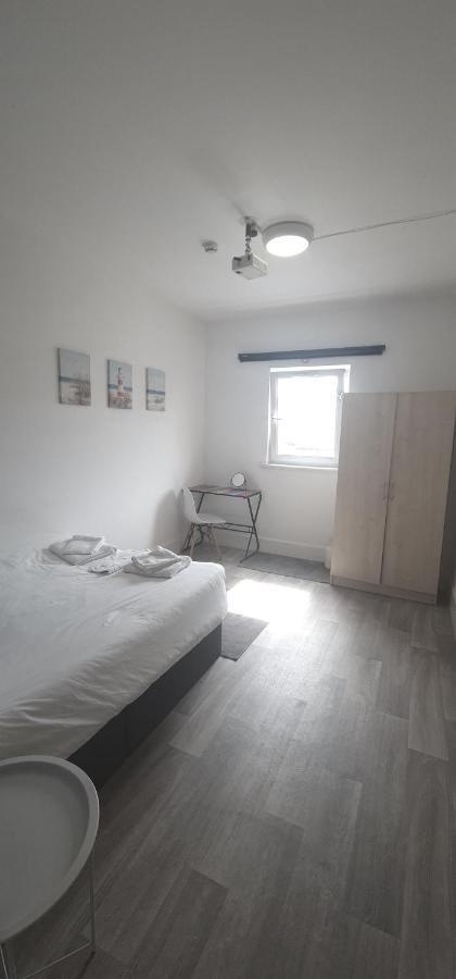 Neon 160 Hostel Swansea Luaran gambar